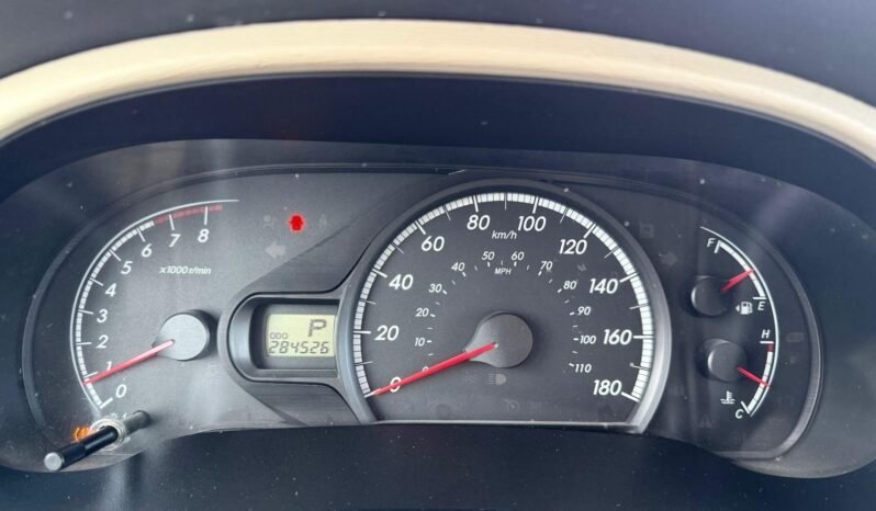 
								2011 Toyota Sienna LE Van full									