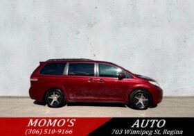2011 Toyota Sienna LE Van