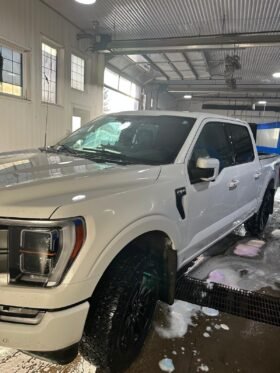 2023 Ford F-150 Lariat Crewcab 4×4