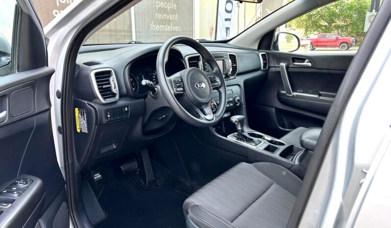 
								2017 Kia Sportage LX AWD SUV full									