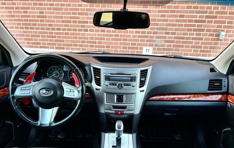 
								2011 Subaru Outback Limited AWD SUV full									