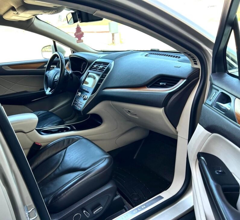 
								2017 Lincoln MKC Select AWD SUV full									
