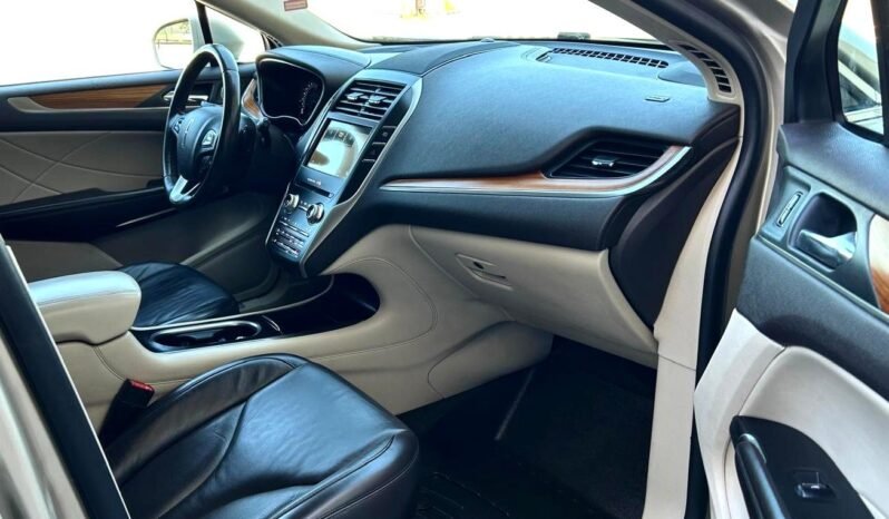 
								2017 Lincoln MKC Select AWD SUV full									