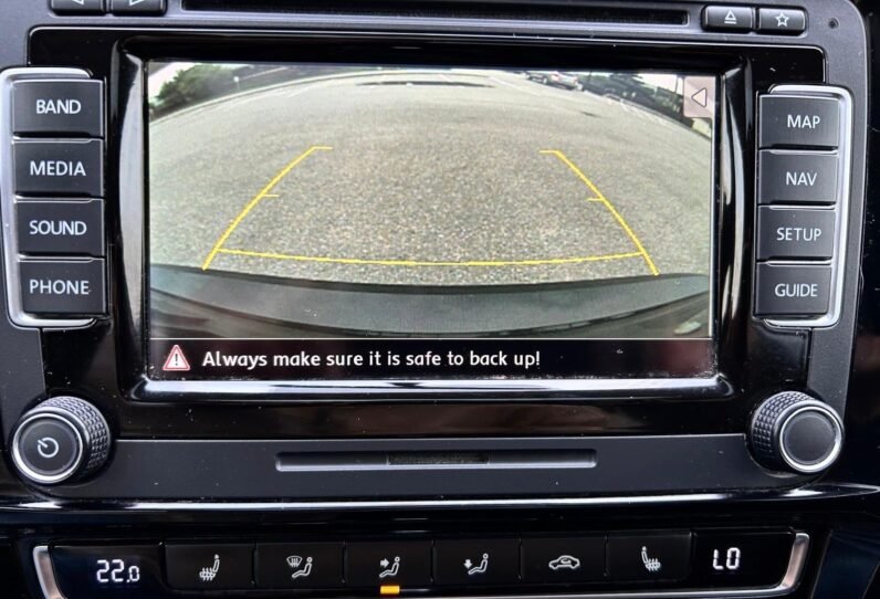 
								2015 Volkswagen Jetta TDI full									