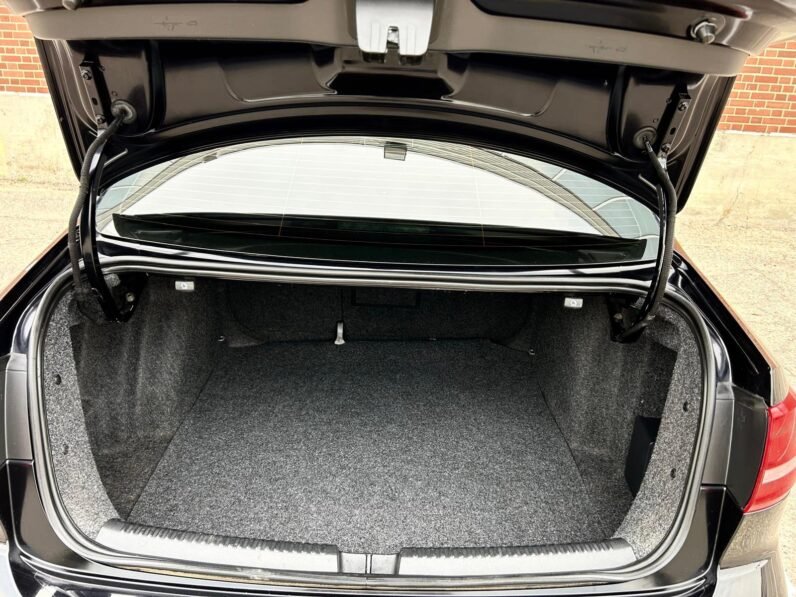 
								2015 Volkswagen Jetta TDI full									