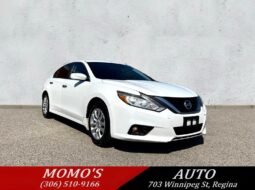 016 Nissan Altima SV Sedan