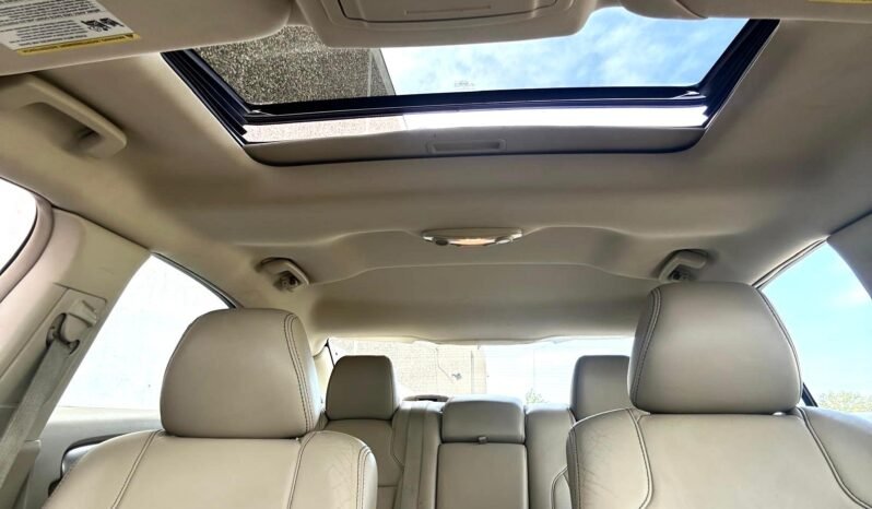 
								2013 Ford Taurus SEL Sedan full									