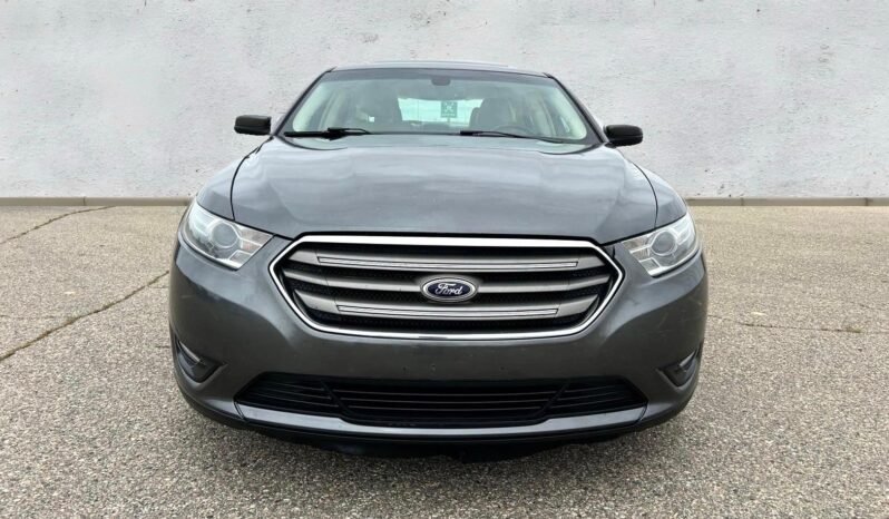 
								2013 Ford Taurus SEL Sedan full									