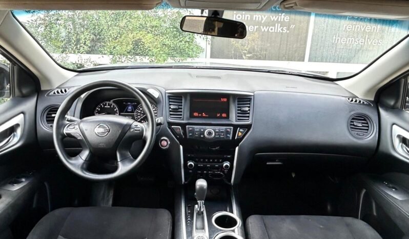 
								2015 Nissan Pathfinder S AWD SUV. full									