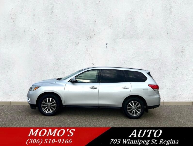 
								2015 Nissan Pathfinder S AWD SUV. full									
