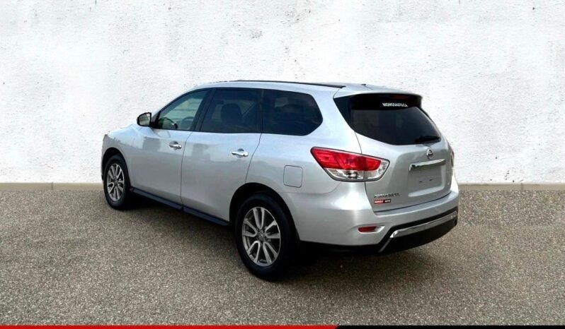 
								2015 Nissan Pathfinder S AWD SUV. full									
