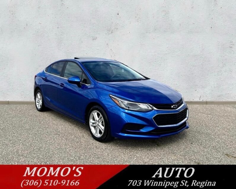 
								2017 Chevrolet Cruze LT Sedan full									