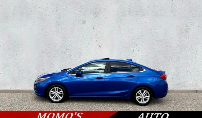 
								2017 Chevrolet Cruze LT Sedan full									