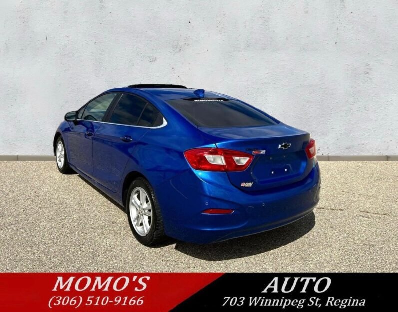 
								2017 Chevrolet Cruze LT Sedan full									