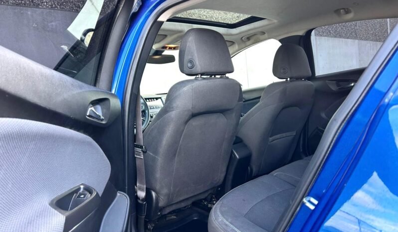 
								2017 Chevrolet Cruze LT Sedan full									
