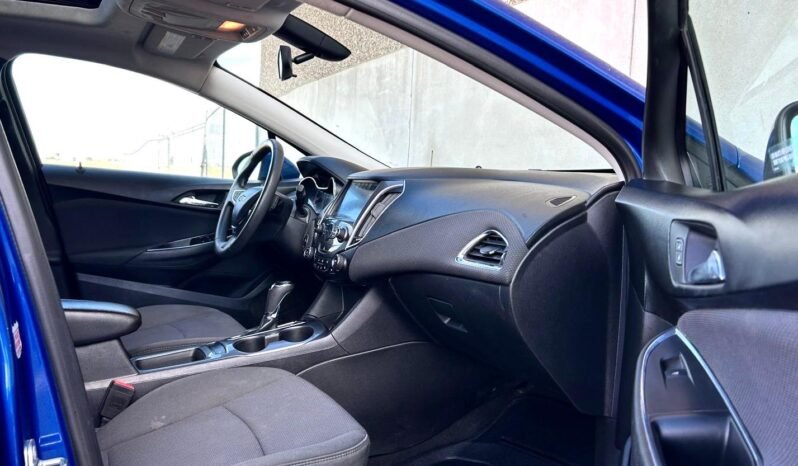
								2017 Chevrolet Cruze LT Sedan full									