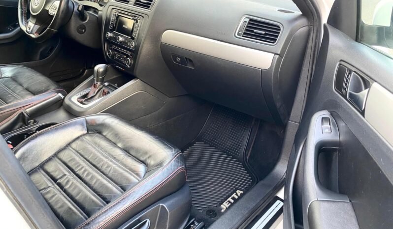 
								2012 Volkswagen Jetta GLI Sedan full									