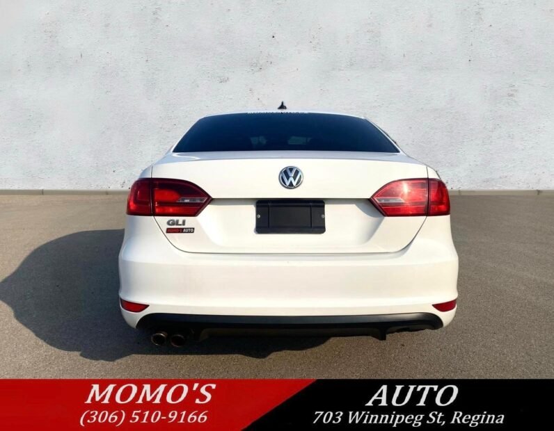 
								2012 Volkswagen Jetta GLI Sedan full									