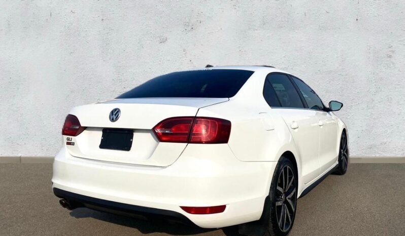 
								2012 Volkswagen Jetta GLI Sedan full									