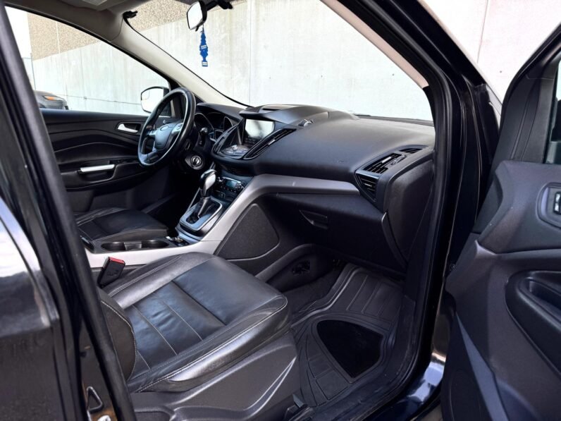 
								2013 Ford Escape SE AWD SUV full									