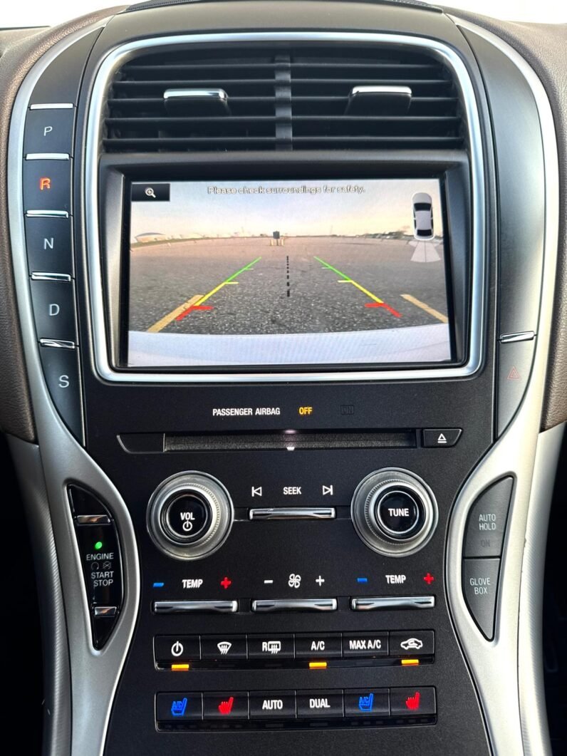 
								2016 Lincoln MKX Reserve AWD SUV full									