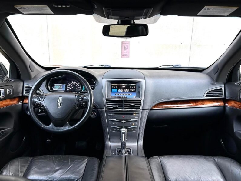 
								2014 Lincoln MKT AWD SUV full									