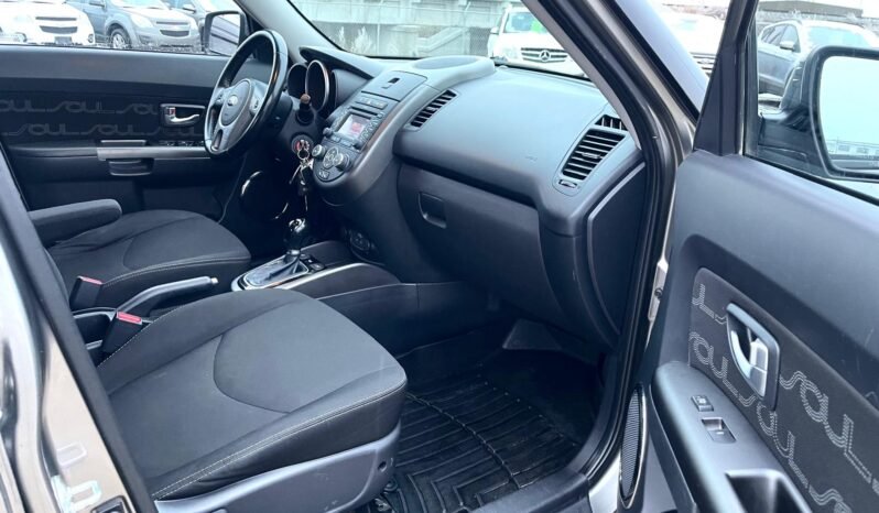 
								2013 Kia Soul 4U Hatchback full									