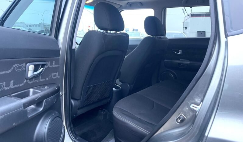 
								2013 Kia Soul 4U Hatchback full									