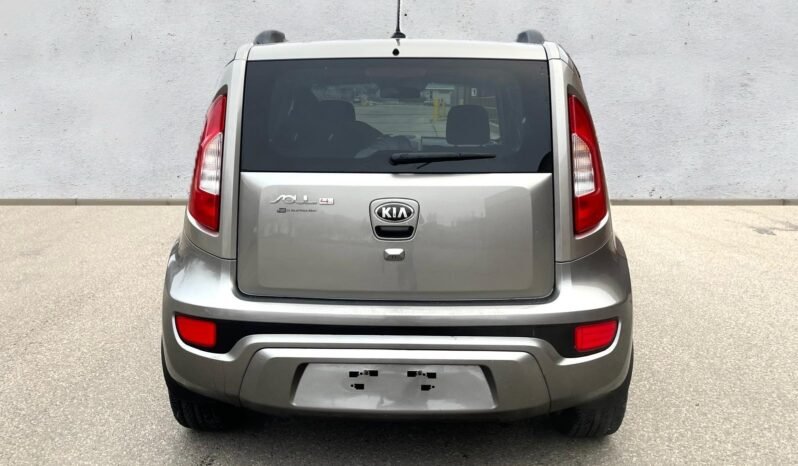 
								2013 Kia Soul 4U Hatchback full									