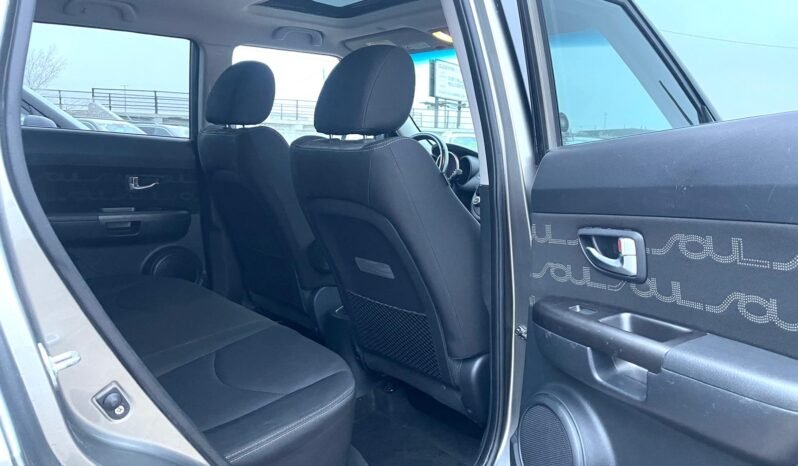 
								2013 Kia Soul 4U Hatchback full									