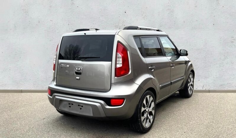 
								2013 Kia Soul 4U Hatchback full									