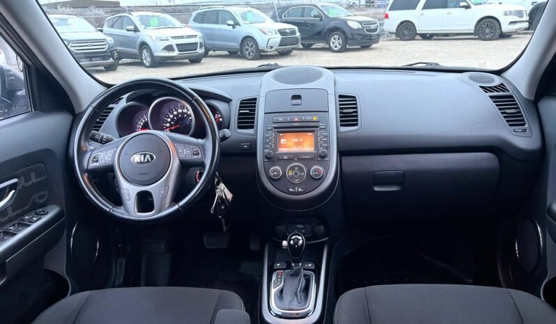 
								2013 Kia Soul 4U Hatchback full									