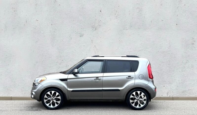 
								2013 Kia Soul 4U Hatchback full									