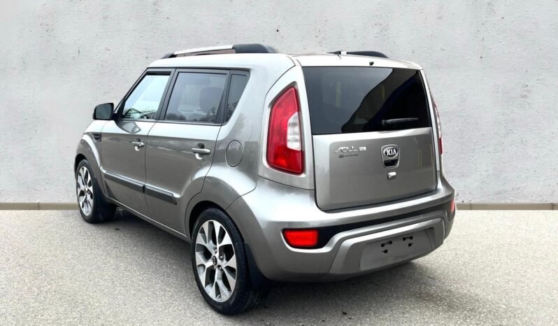 
								2013 Kia Soul 4U Hatchback full									
