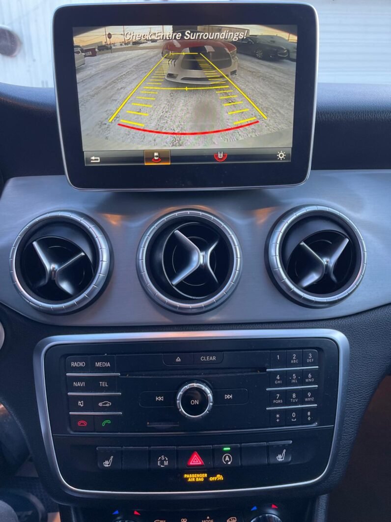 
								2015 Mercedes CLA250 4MATIC AWD Sedan full									