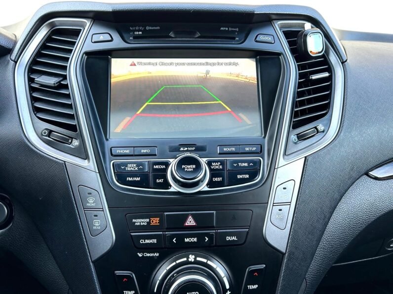 
								2013 Hyundai Santa Fe Limited AWD full									