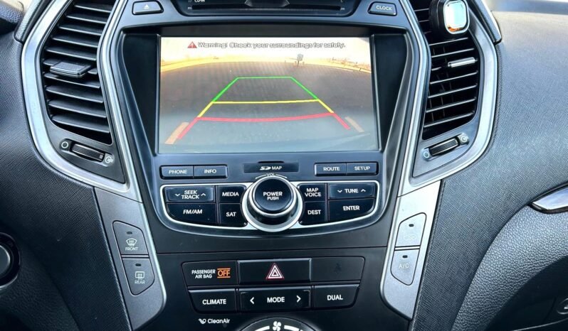 
								2013 Hyundai Santa Fe Limited AWD full									