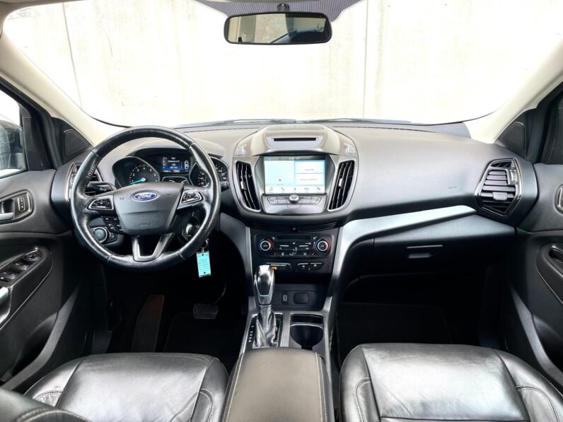 
								2018 Ford Escape SEL AWD SUV full									