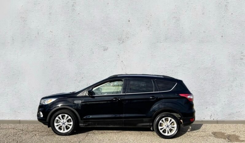
								2018 Ford Escape SEL AWD SUV full									