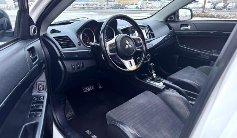 
								2014 Mitsubishi Lancer Ralliart AWD Sedan full									