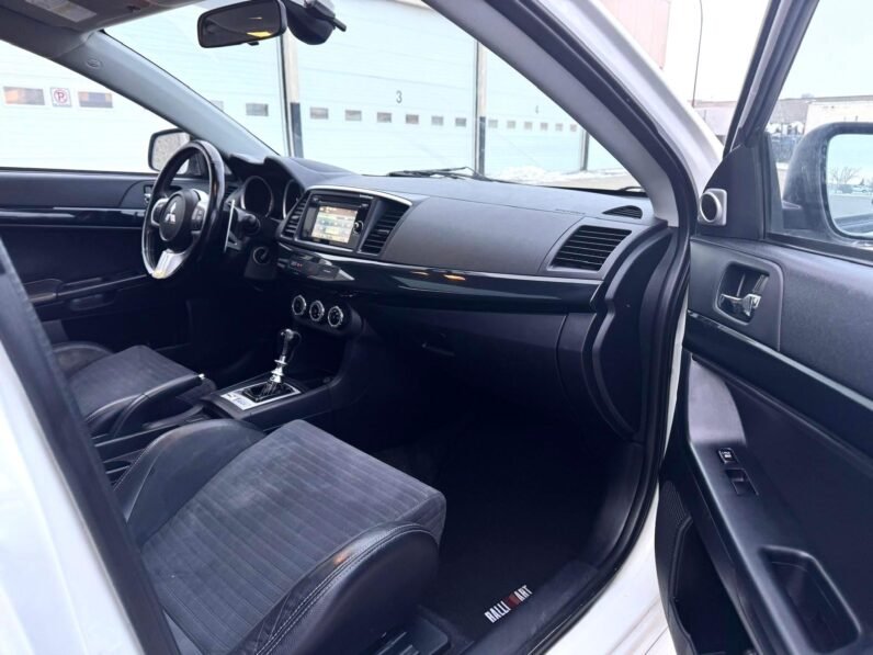 
								2014 Mitsubishi Lancer Ralliart AWD Sedan full									