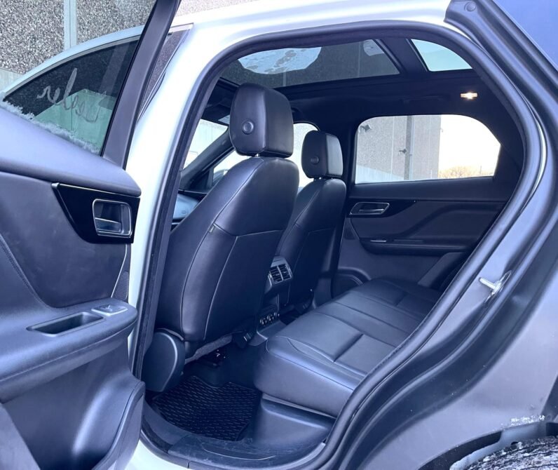 
								2019 Jaguar F-Pace 2.5T AWD SUV full									