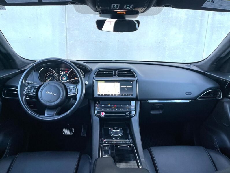 
								2019 Jaguar F-Pace 2.5T AWD SUV full									