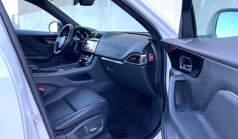
								2019 Jaguar F-Pace 2.5T AWD SUV full									
