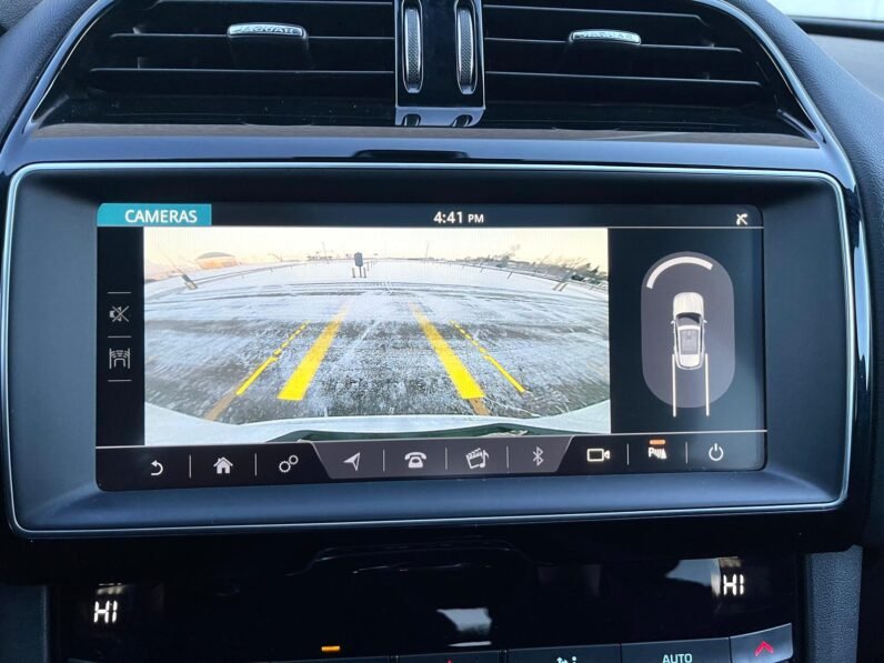 
								2019 Jaguar F-Pace 2.5T AWD SUV full									