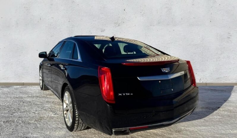 
								2013 Cadillac XTS Premium AWD Sedan full									