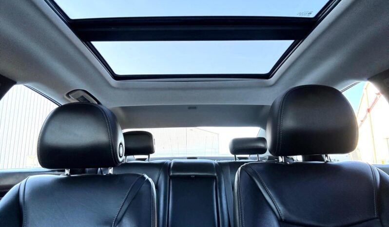 
								2013 Cadillac XTS Premium AWD Sedan full									