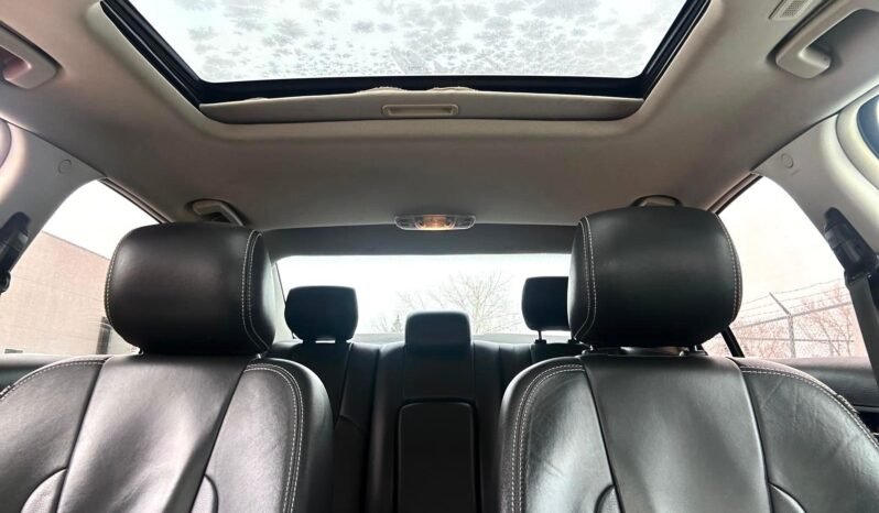 
								2011 Ford Fusion SEL AWD Sedan full									