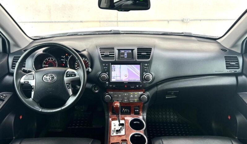 
								2013 Toyota Highlander Limited AWD SUV full									
