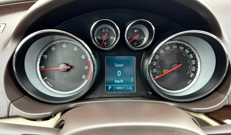 
								2011 Buick Regal CXL Sedan full									